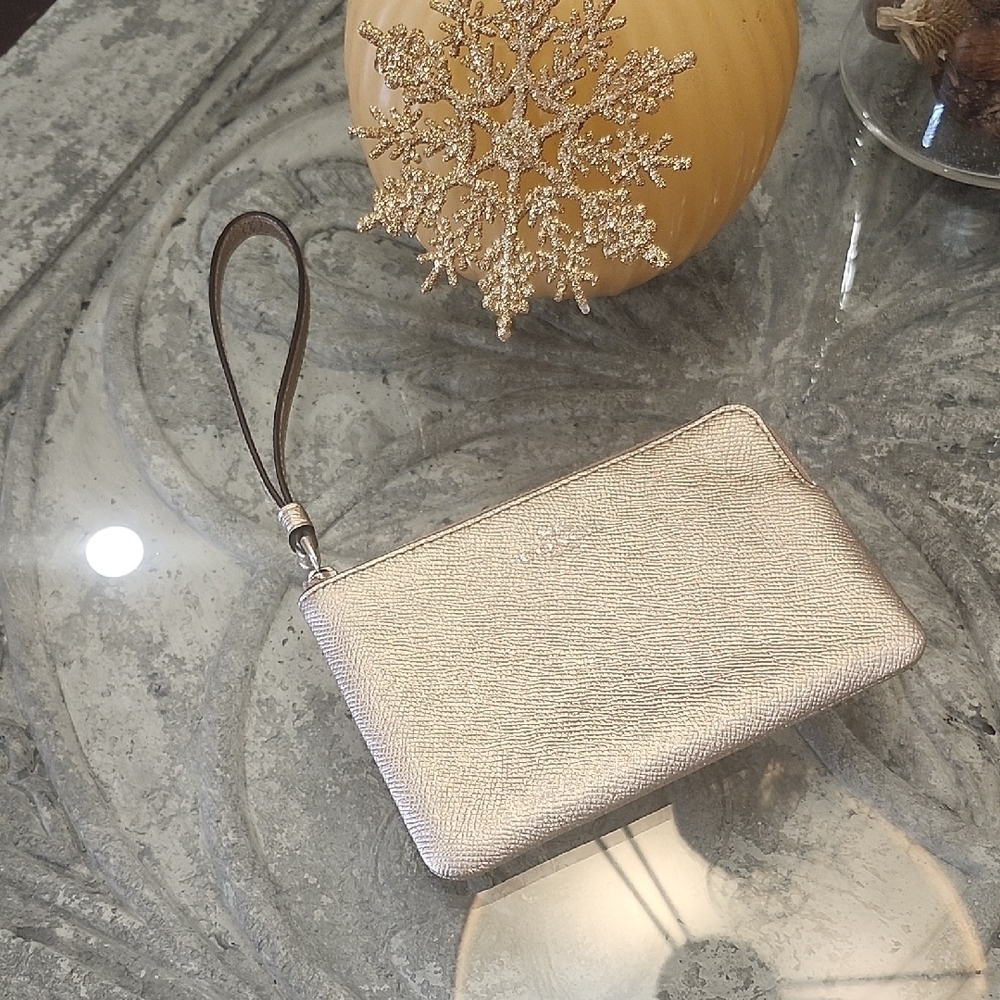 Coach Metalic Wristlet